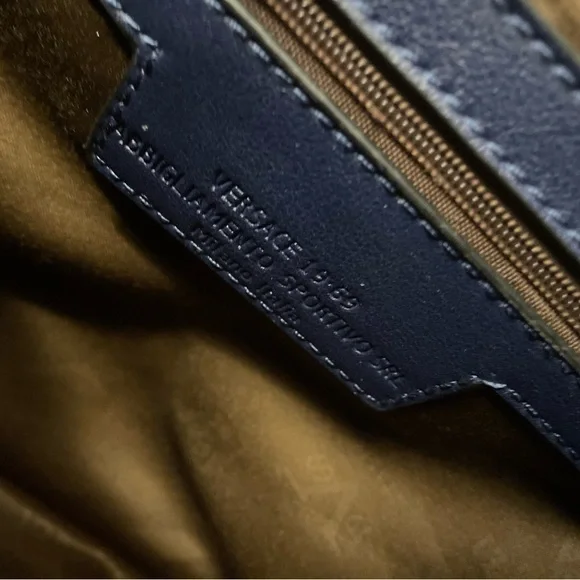 Versace 1969 Abbigliamento Sportivo
Also referred to as Versace 1969. - Picture 10 of 12